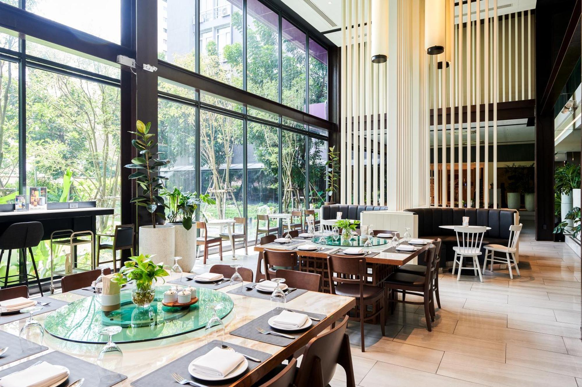 Tk Palace Hotel & Convention Bangkok Extérieur photo