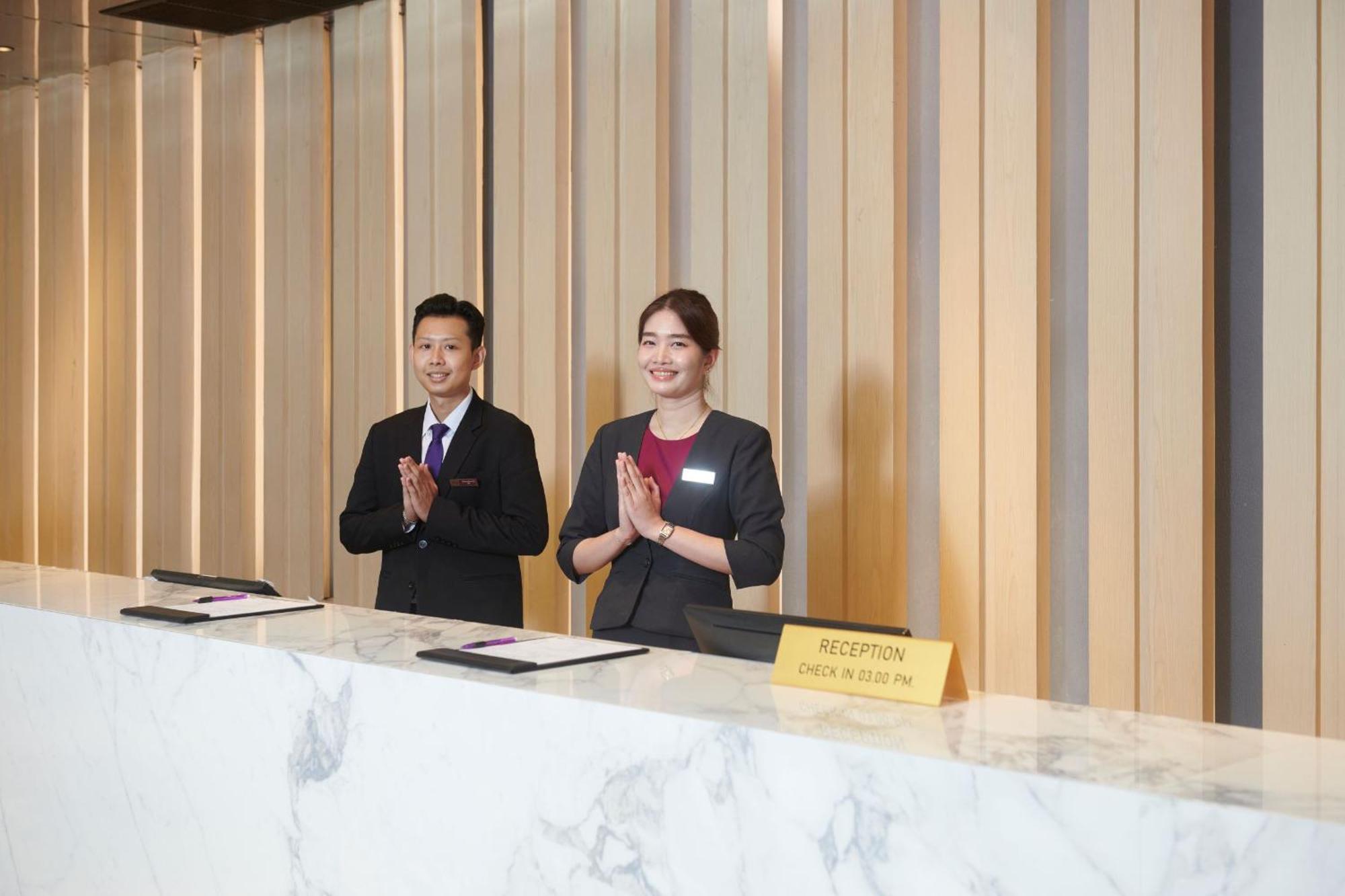Tk Palace Hotel & Convention Bangkok Extérieur photo