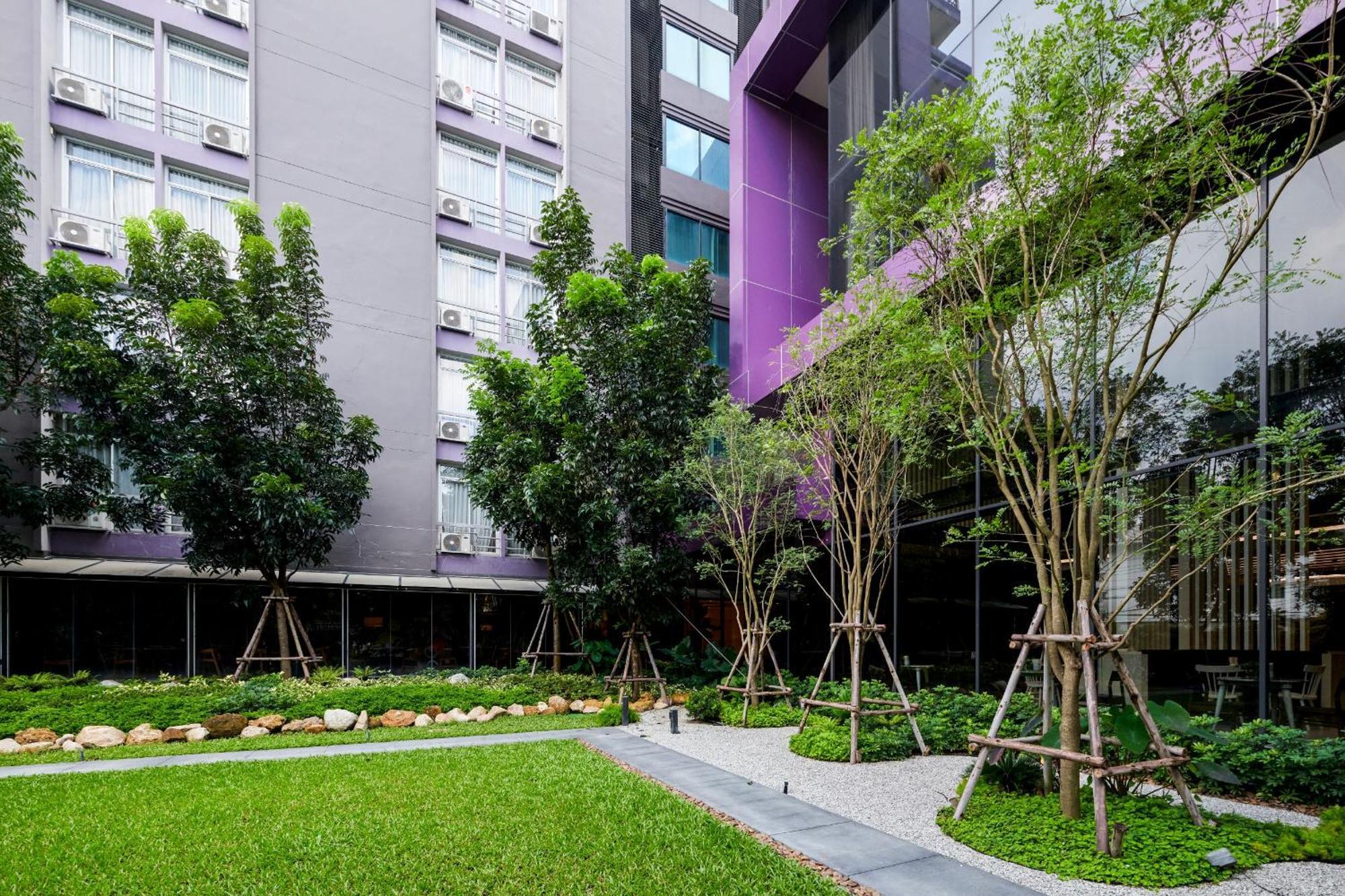 Tk Palace Hotel & Convention Bangkok Extérieur photo